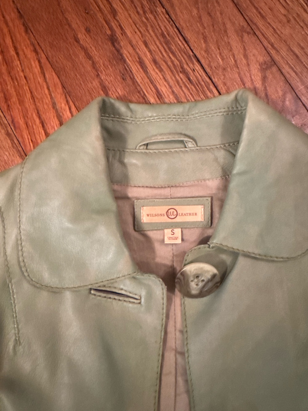 Vintage Wilsons Leather Women's Light Green Button-Front Leather Jacket - Picture 4 of 7